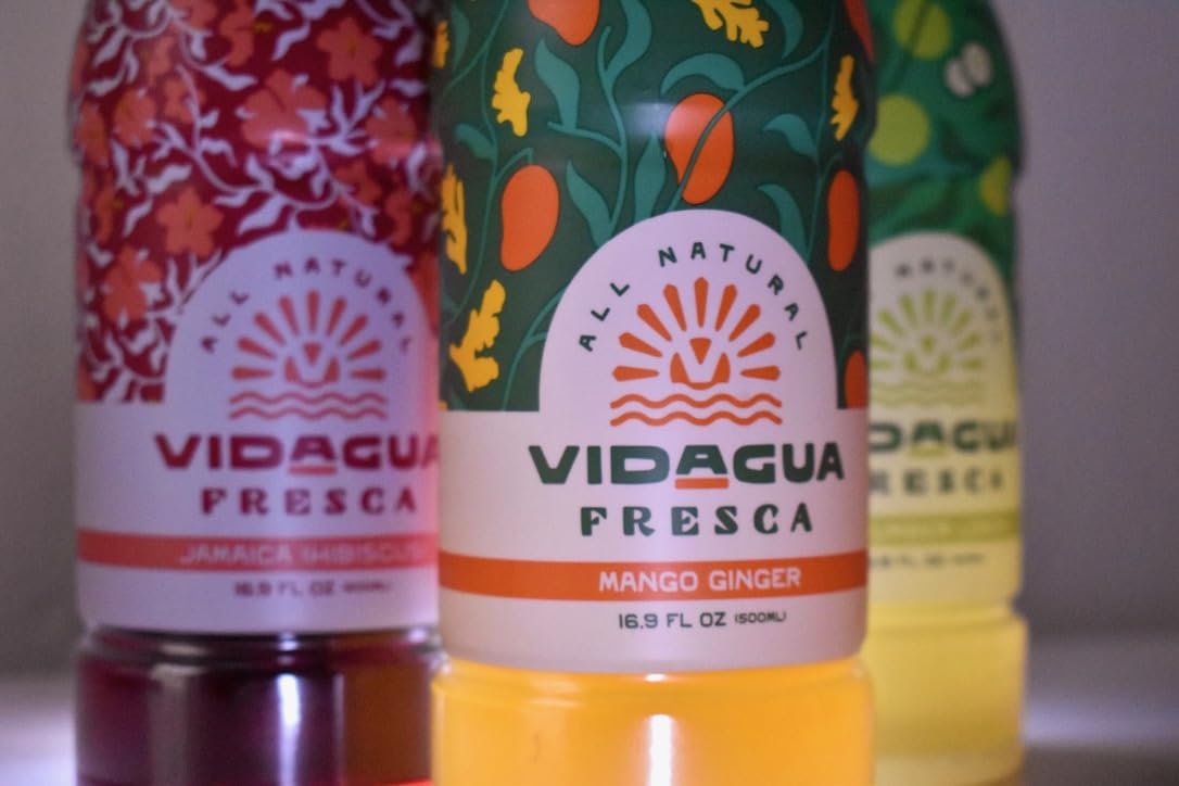 Vidagua Agua Fresca, Mango Ginger, Ready-to-Drink Fruit Beverage, 16.9 fl oz Bottles, Pack of 12