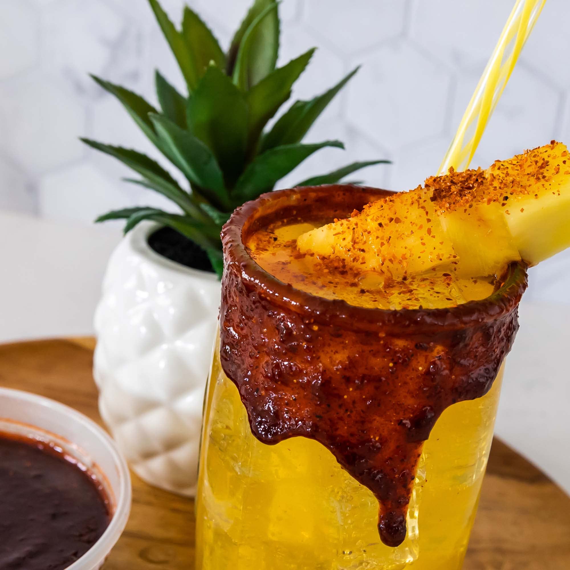 Cheilitas Chamoy Mexican Rim Candy Dip Paste 8 oz | Hand Crafted for Drinks, Cocktails, Micheladas, Beer and More (Tamarind)