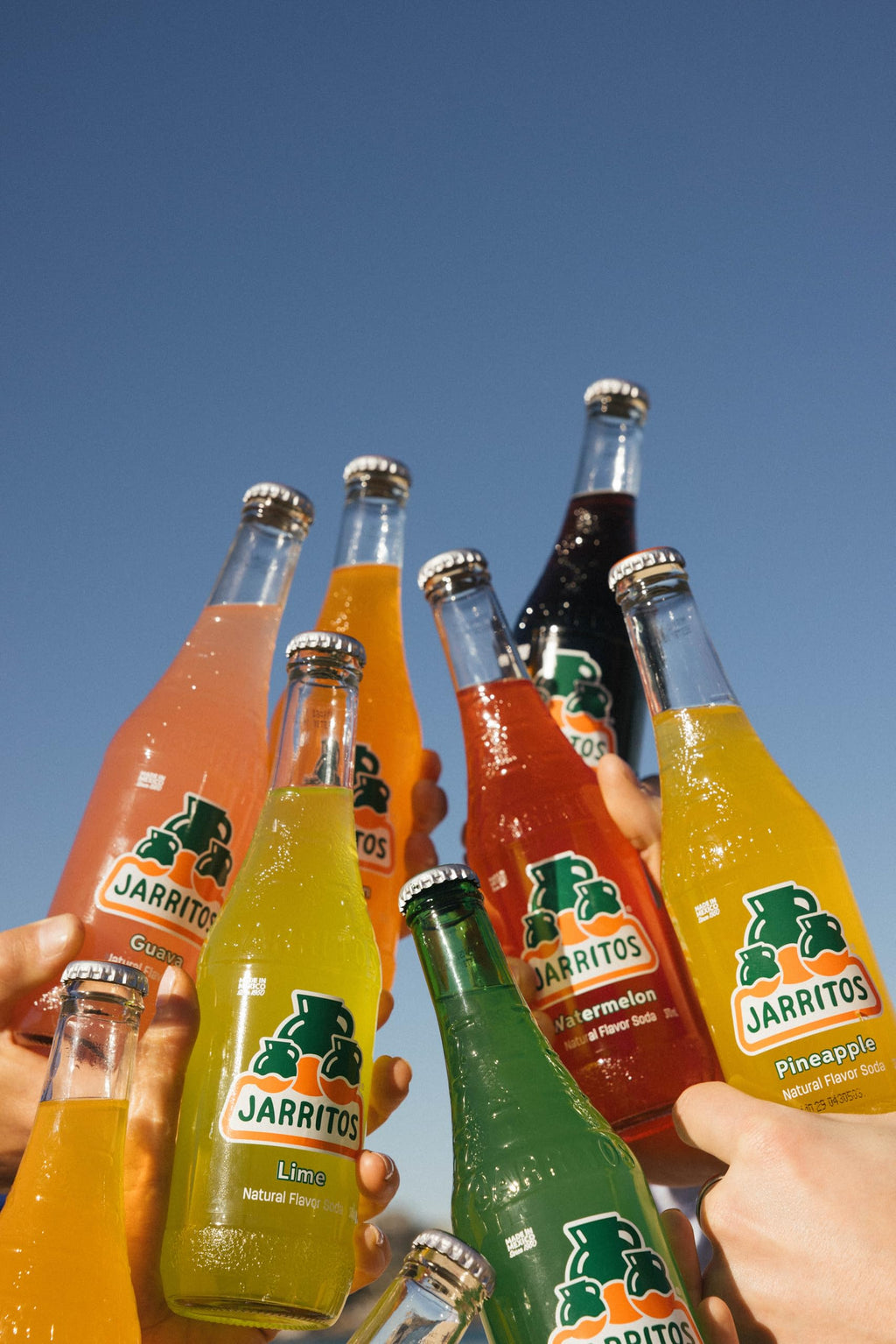 Jarritos Strawberry Soda, 12.50 Fl Oz